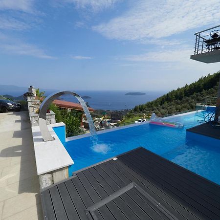 Sky Sea Resort & Villas Меґалі-Аммос Екстер'єр фото