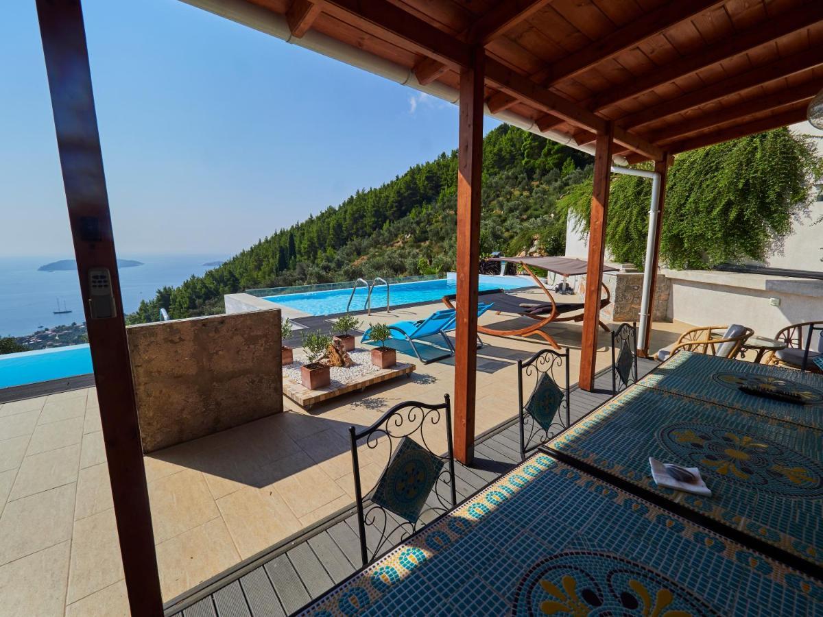 Sky Sea Resort & Villas Меґалі-Аммос Екстер'єр фото