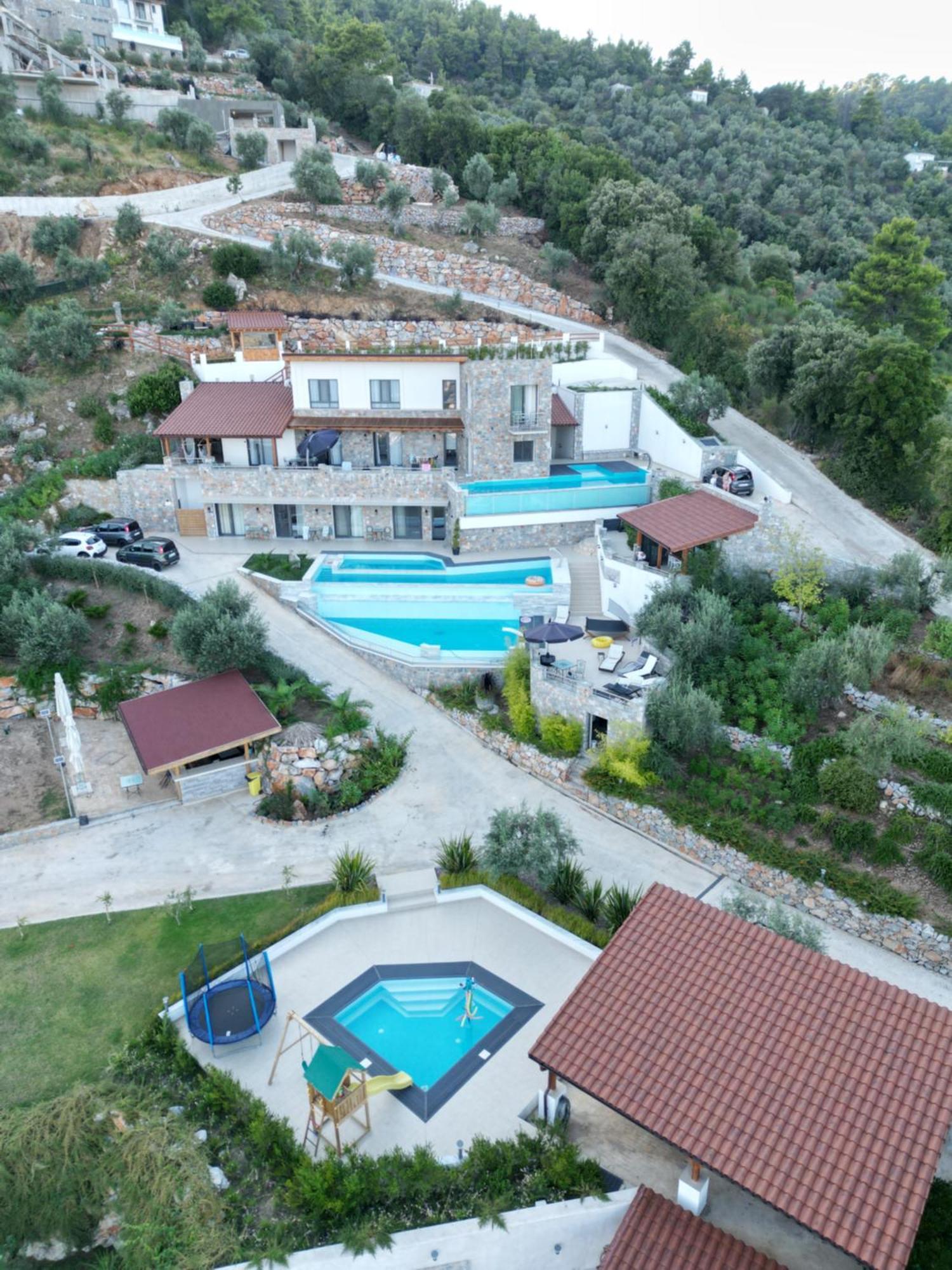 Sky Sea Resort & Villas Меґалі-Аммос Екстер'єр фото