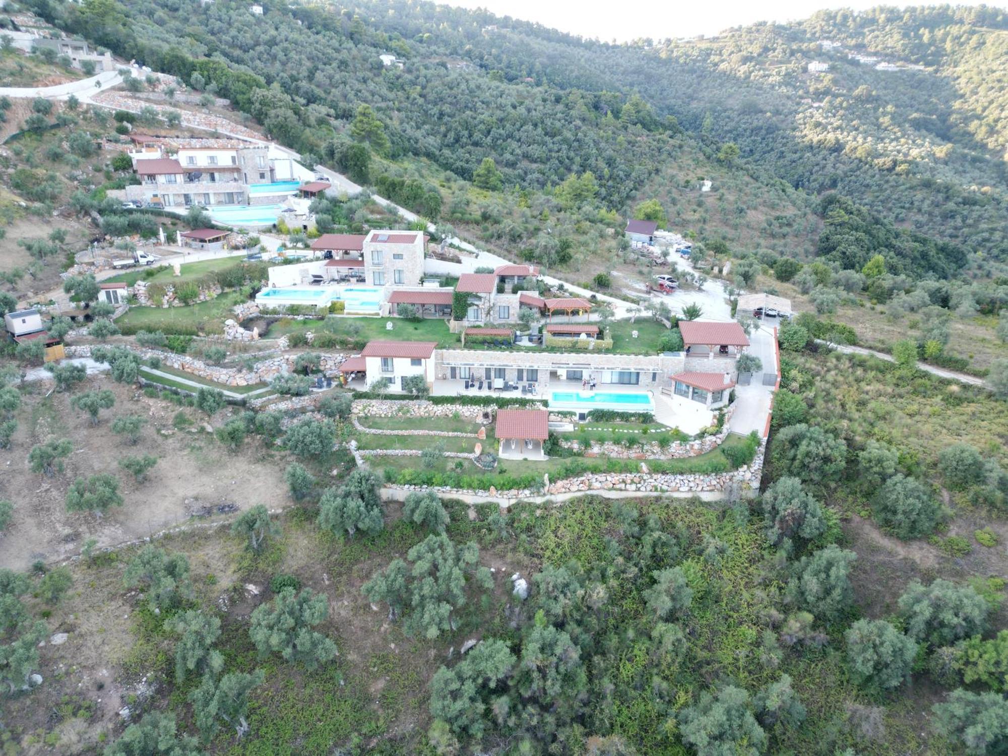 Sky Sea Resort & Villas Меґалі-Аммос Екстер'єр фото